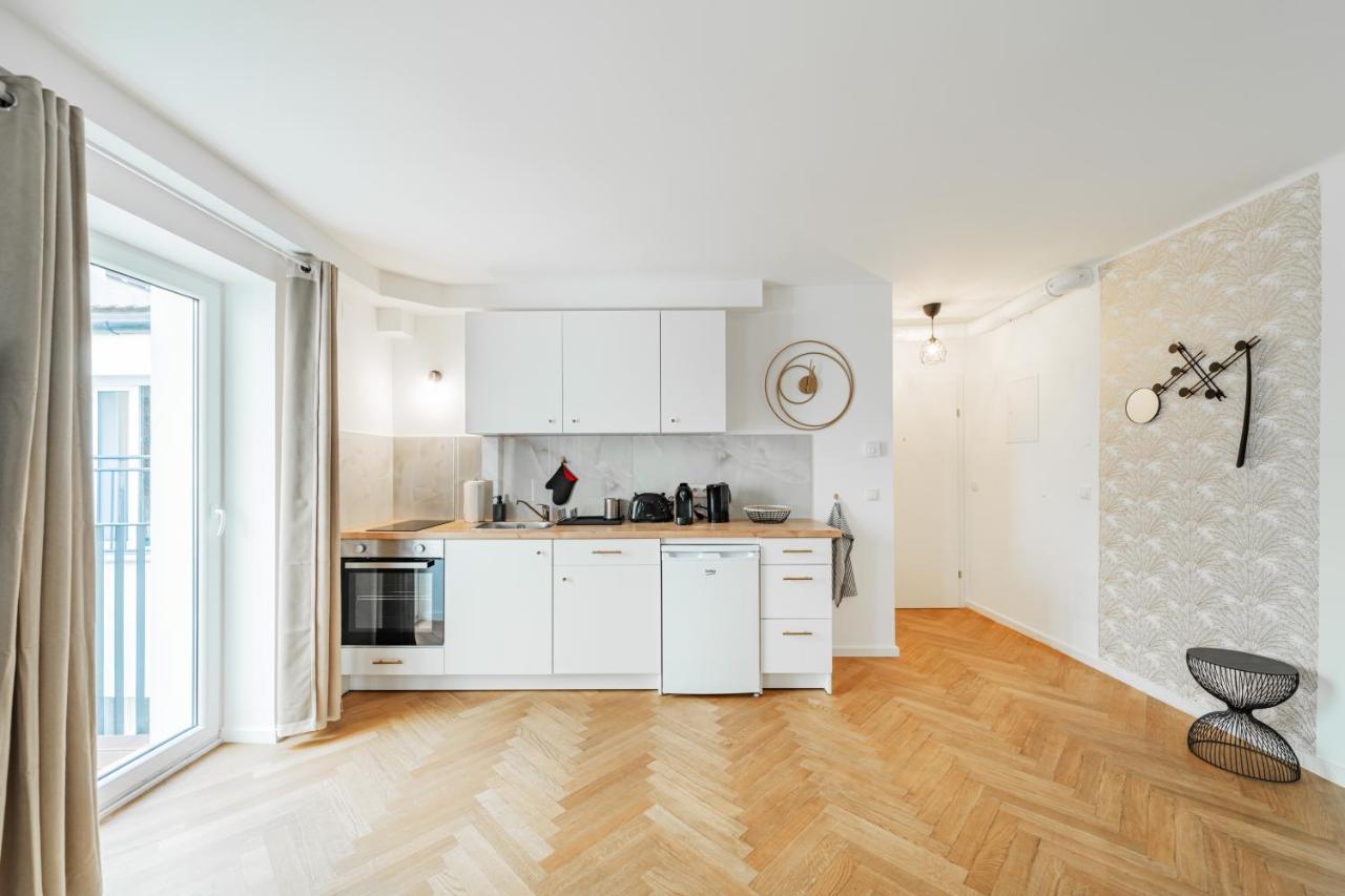 The 15'S Apartments Wina Bagian luar foto
