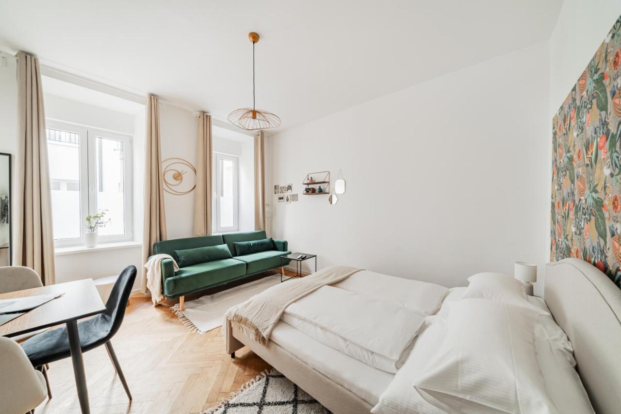 The 15'S Apartments Wina Bagian luar foto